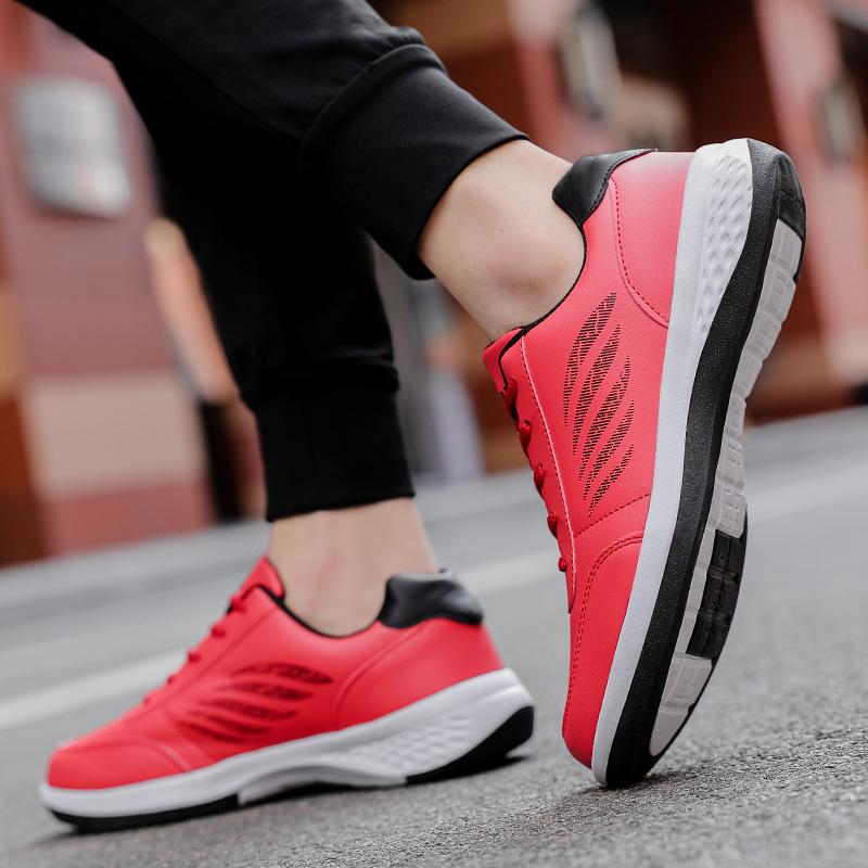 MEN'S COMFORTABLE AND BREATHABLE SPORTS SHOES WITH GRIP MARKS