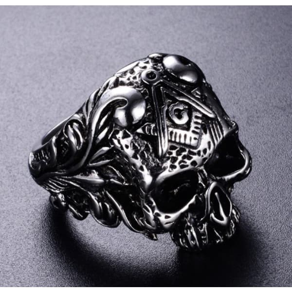 Big Skull Ring