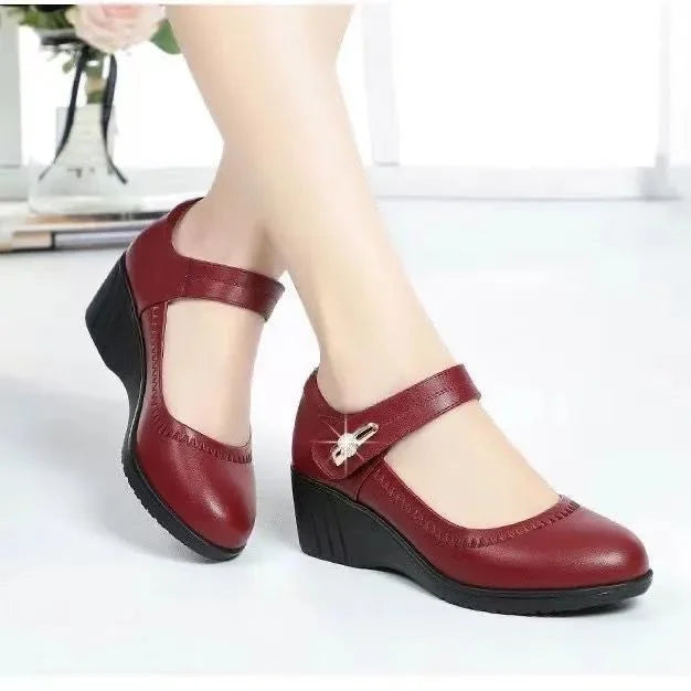 Elegant Mid-Heel Comfort Shoes