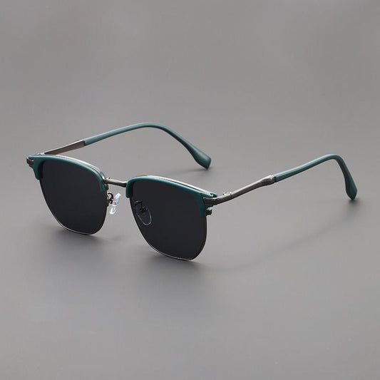 Retro Round Metal Frame Sunglasses with Tinted Lenses