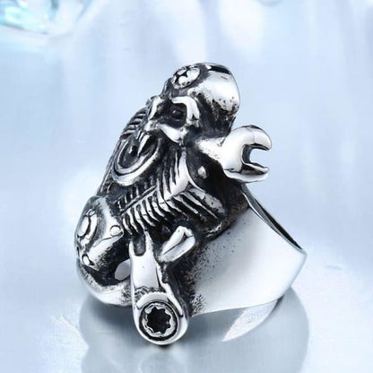 Skull Motor Ring