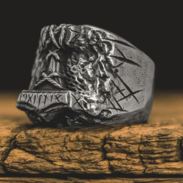 THOR HAMMER RING
